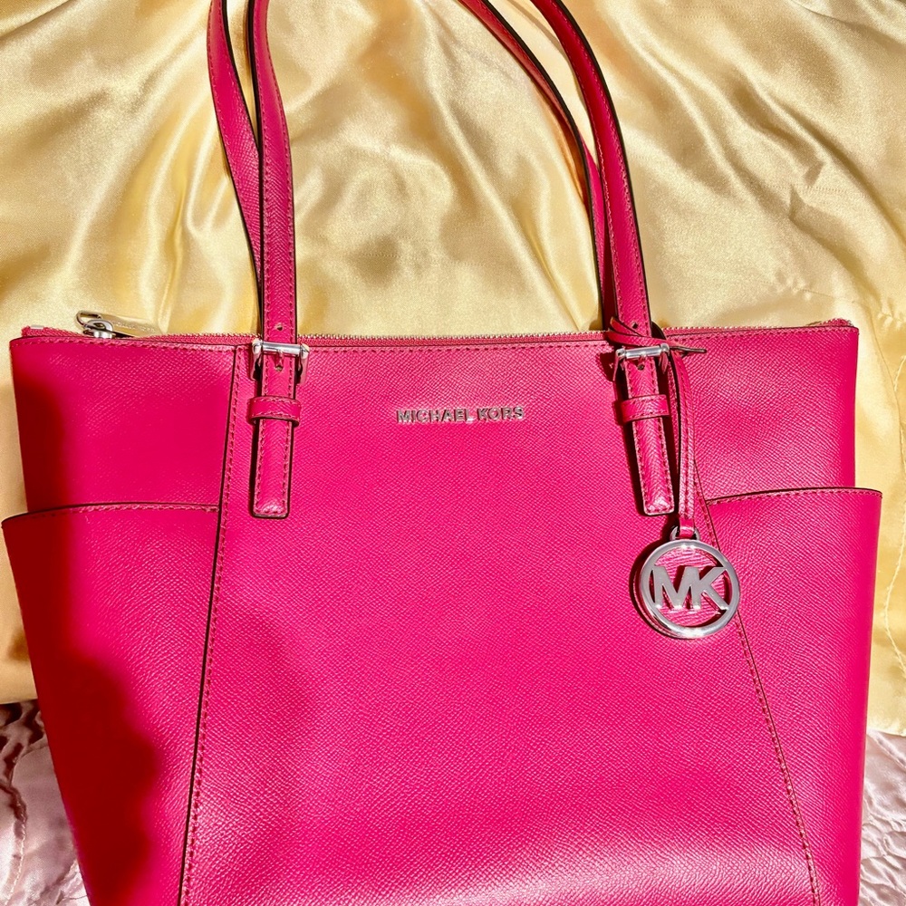 MICHAEL KORS CHARLOTTE LARGE TOP ZIP SAFFIANO LEATHER TOTE BAG ELECTRIC PINK